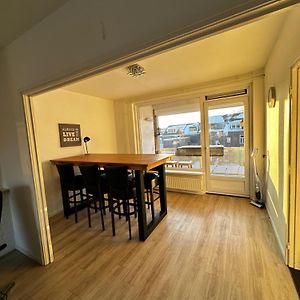 Lovely 2-Bedroom Apartment With Balcony